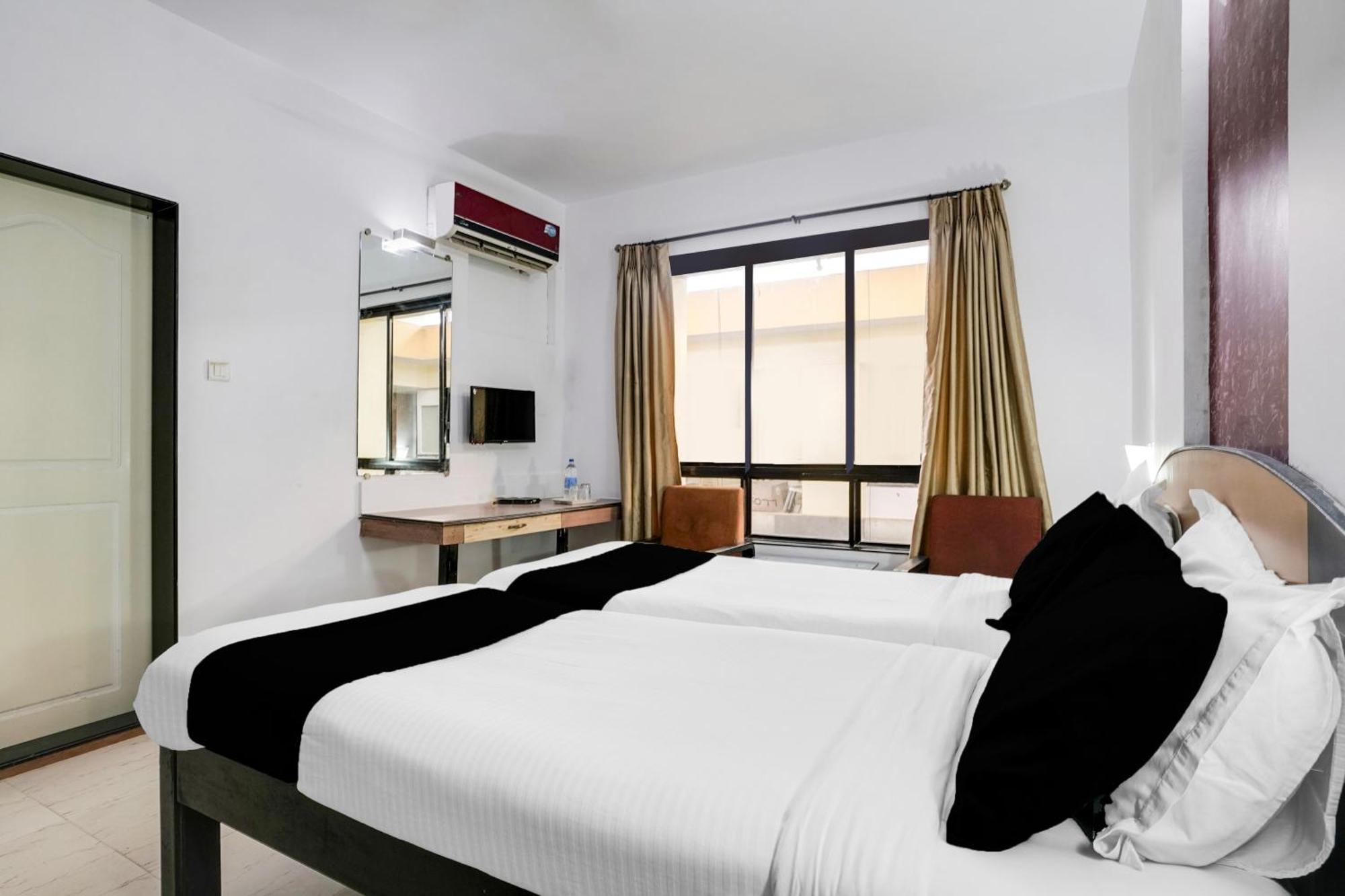 Hotel Super Townhouse Margao Near Railway Station Extérieur photo